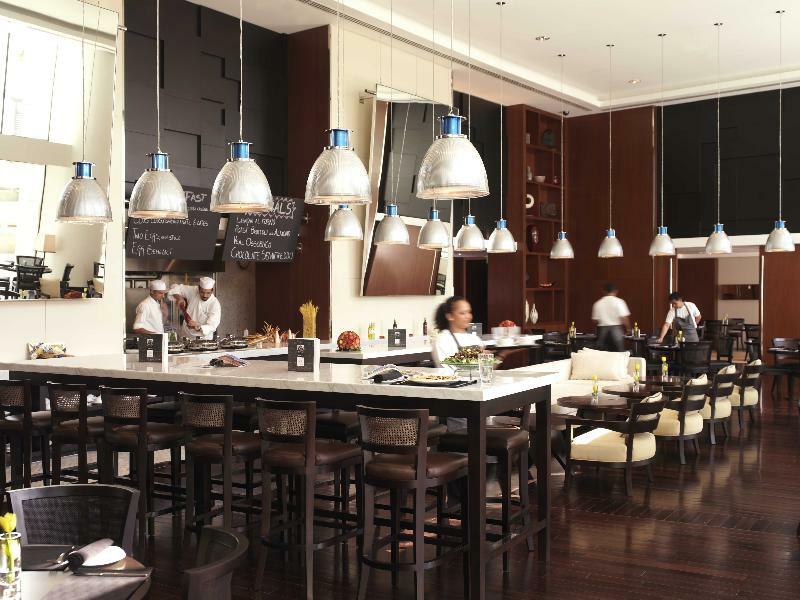 Intercontinental Residence Suites Dubai Festival City, An Ihg Hotel מסעדה תמונה